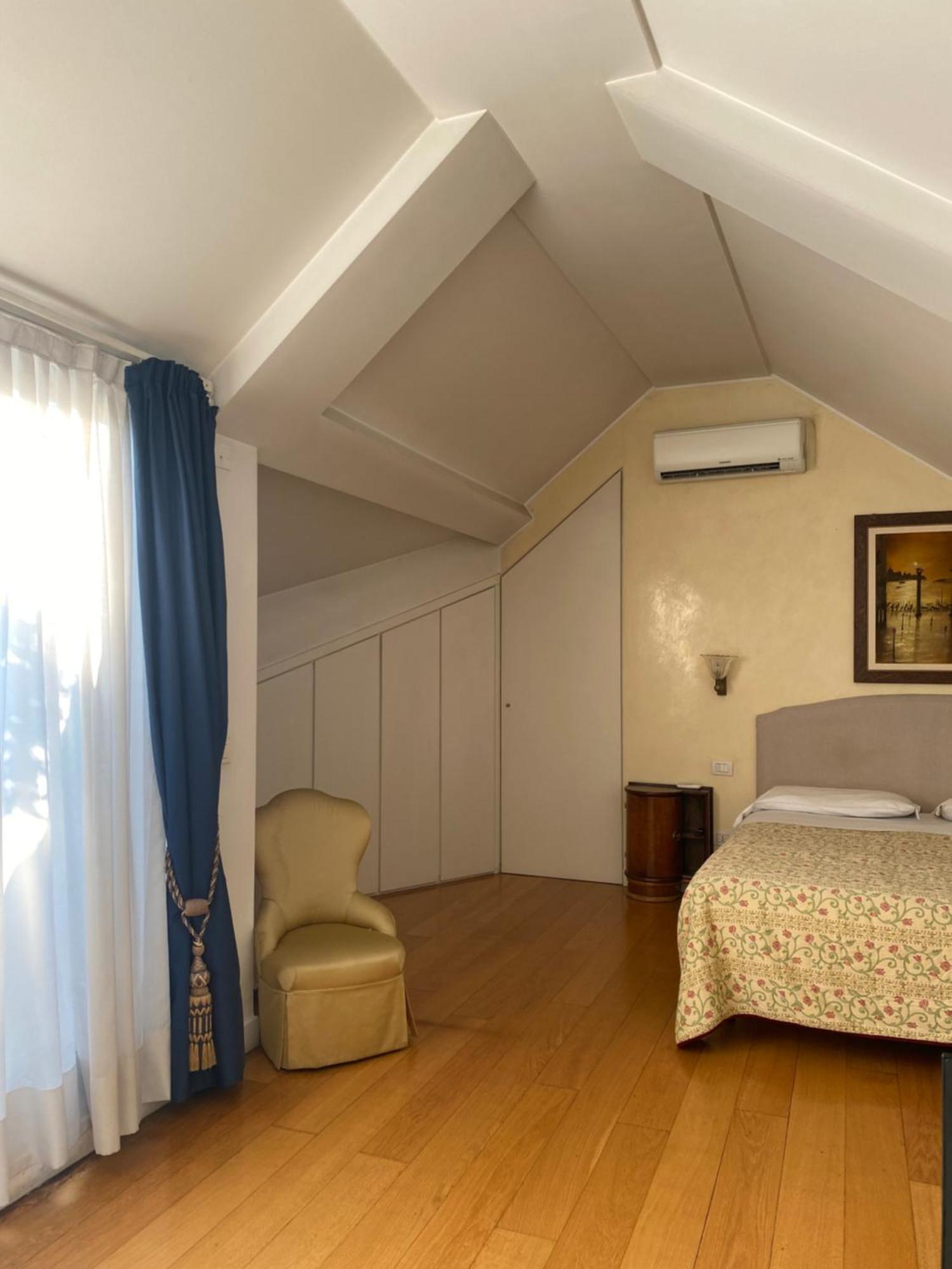 Ariberto21 Hotel Milan Exterior photo
